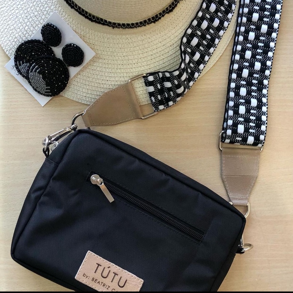 Black bag- made in colombia